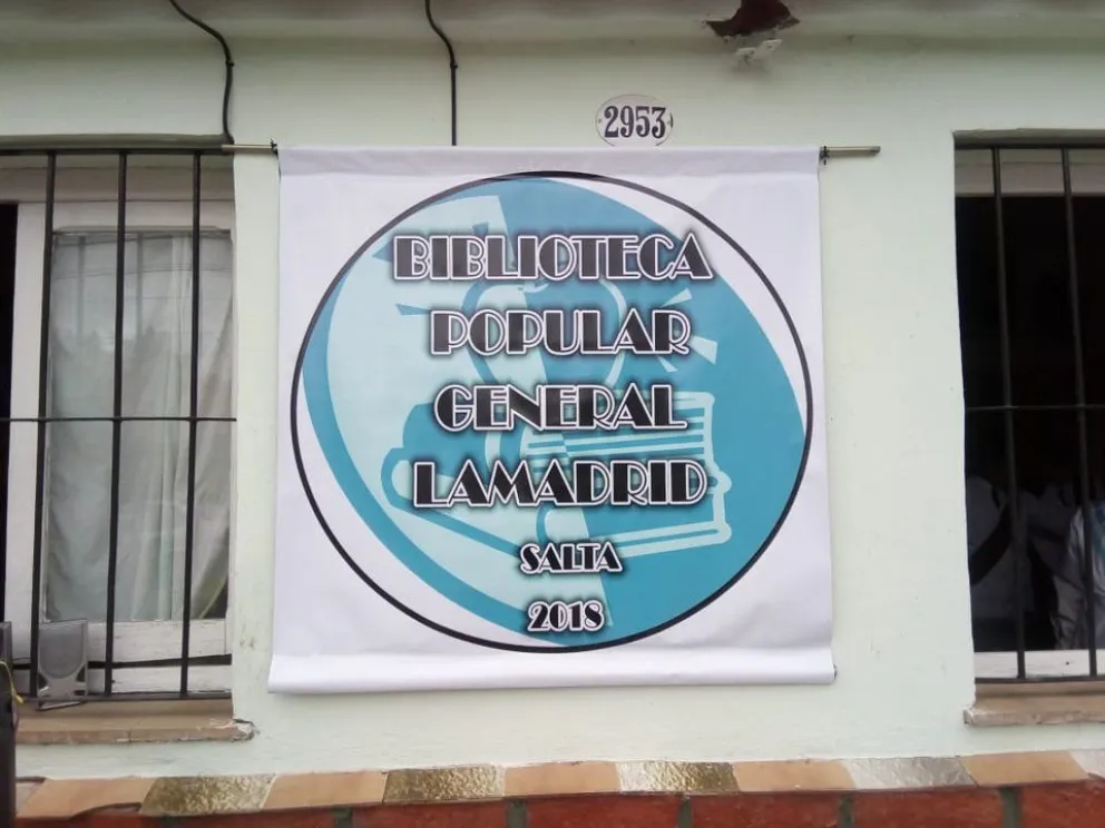 ¿Una biblioteca popular en casa de familia? Te contamos cómo se lleva a cabo