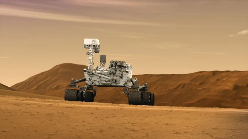 FOTO: Curiosity halla un objeto "brillante" no identificado en Marte
