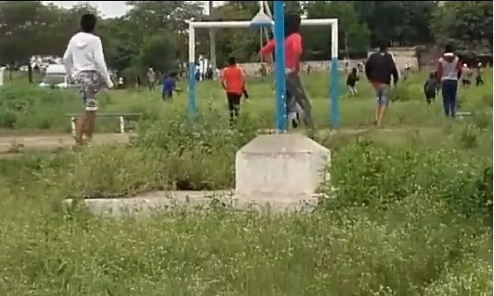 Vídeo: tremenda apedreada a la policía