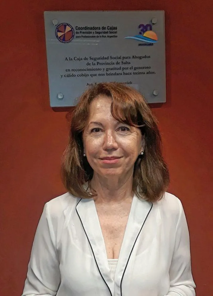 Sonia Escudero: 'Yo sigo afiliada, queriendo incidir en el P. J., pero que no sea el partido de Godoy”
