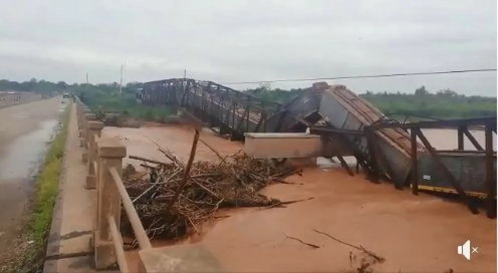 Vídeo: se desplomó el puente ferroviario en Pichanal