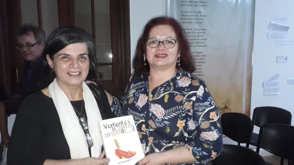 Presentación del libro: "Vertientes de la contemporaneidad" de Elena Altuna - Bettina Campuzano