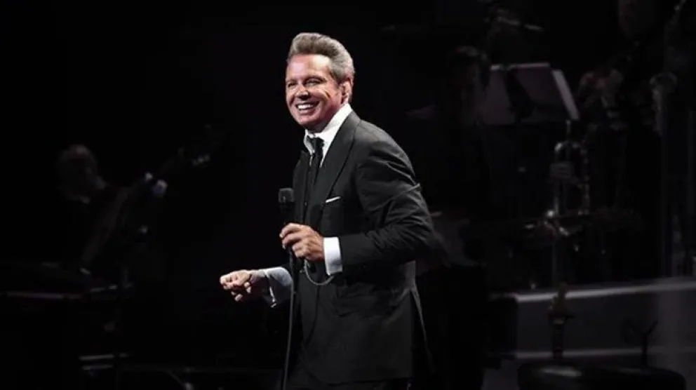 Una vidente  asegura que Luis Miguel está muerto y un doble lo reemplaza