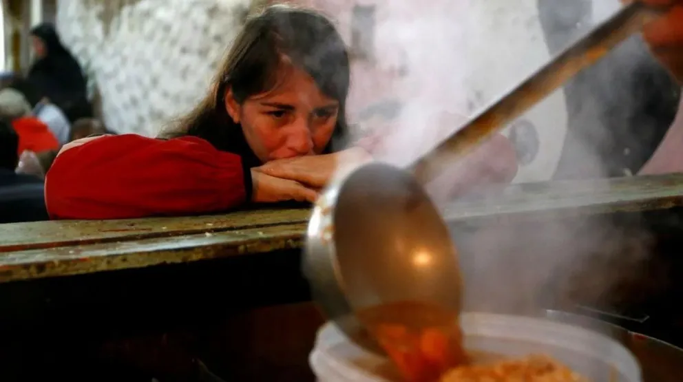 Pobreza: 33,6%, inflación: 3,2%, Riesgo país: 760, Gobierno en jaque