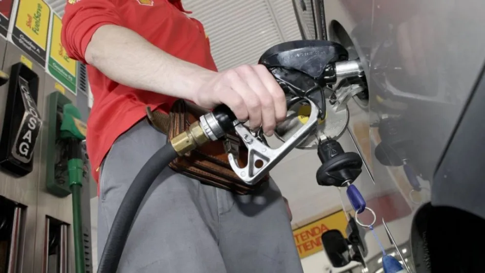 Definido: YPF y Shell anunciaron que desde la medianoche aumentarán sus combustibles