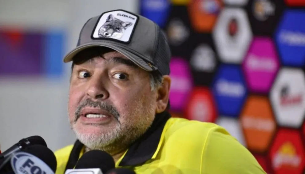 Maradona despertará en 4 días. ¿Qué le pasó al 10?
