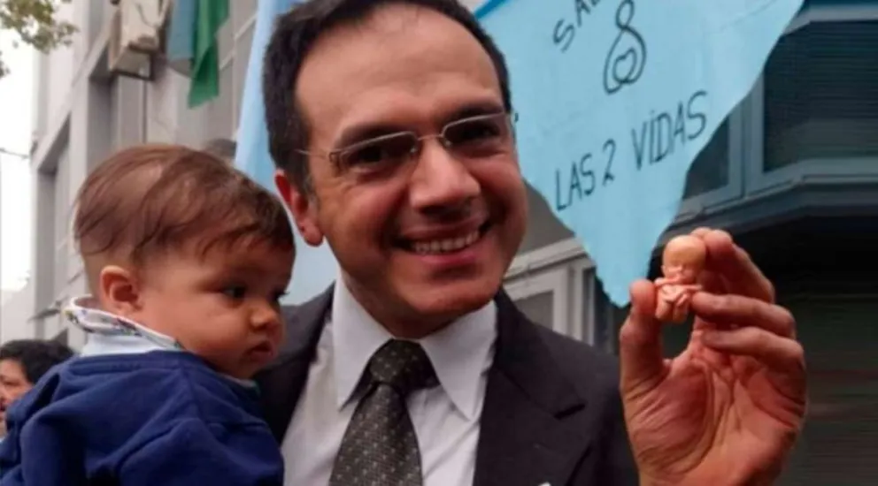 El doctor anti aborto llega a Salta. ¿Cómo lo vas a recibir?