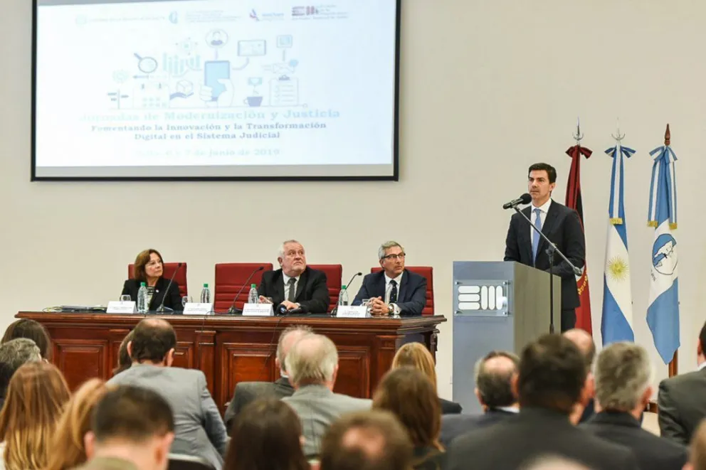 Urtubey: 'La experiencia de Salta marca la delantera en la modernización del sistema judicial"
