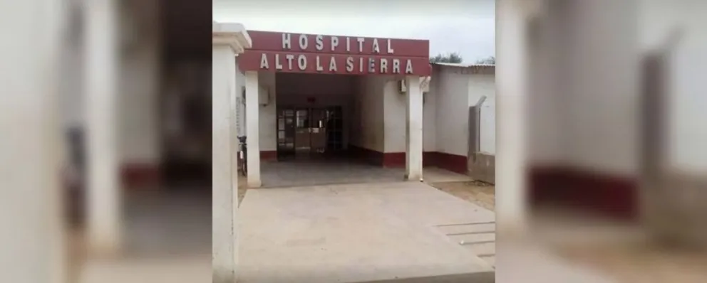 Alto La Sierra: abuelita fue trasladada en camioneta por falta de ambulancias
