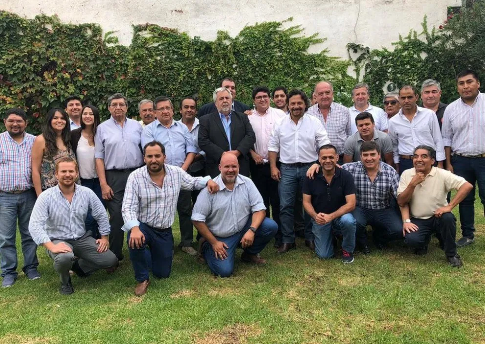 Se acercan las elecciones y los radicales podrían acompañar a Sáenz