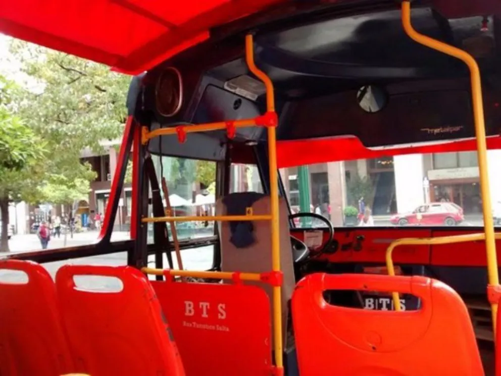 Denunciaron al famoso Bus Turístico de Salta. ¿Qué pasó?
