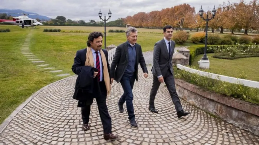 ¿Gustavo Sáenz presionado y amenazado?