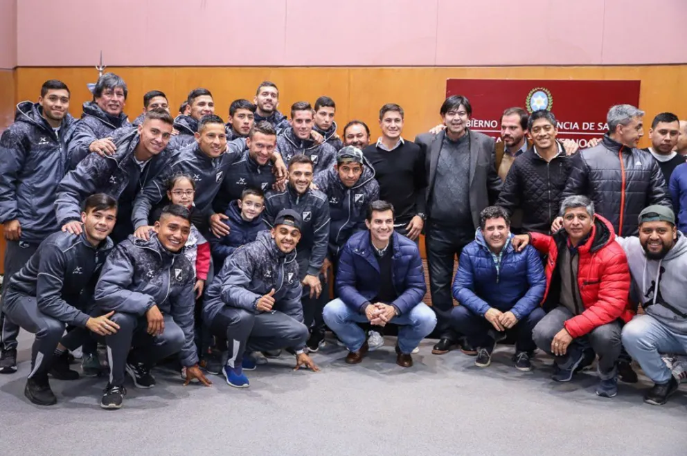 El plantel de Central Norte fue recibido por Juan Manuel Urtubey