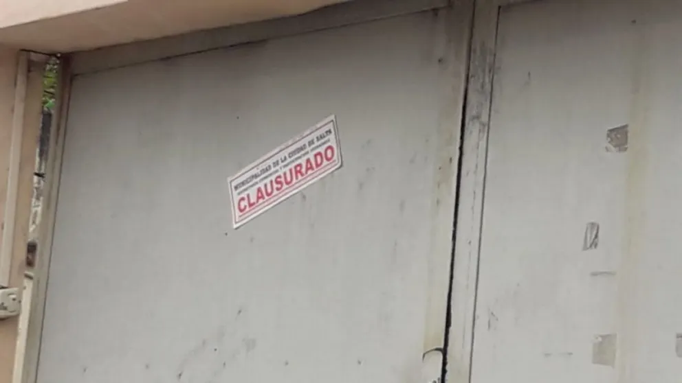 Clausuraron un pub por realizar una actividad no permitida