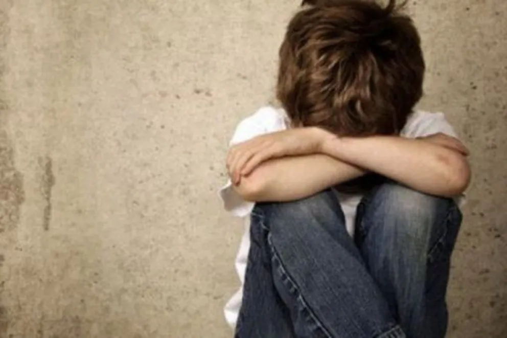 Aberrante: obligaban a sus hijitos a mirar pornografía