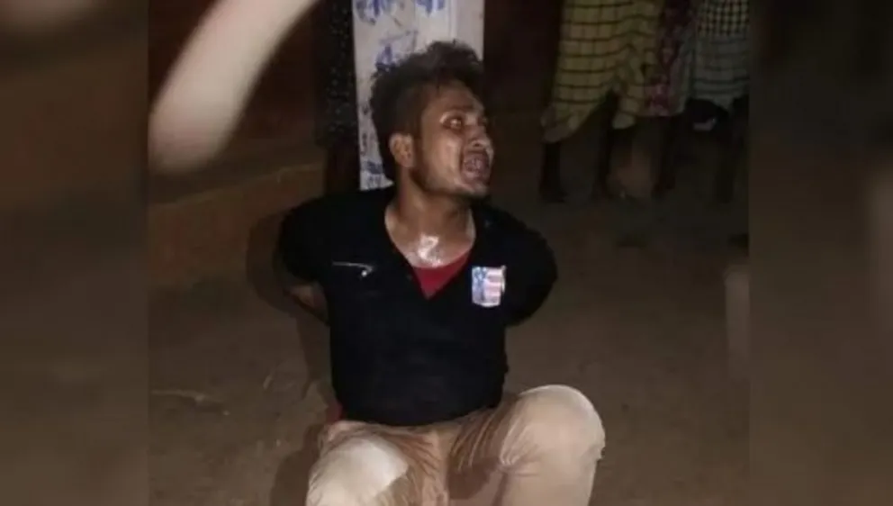 Escalofriantes videos: lo matan a golpes y lo torturan tras acusarlo de haber intentado robar