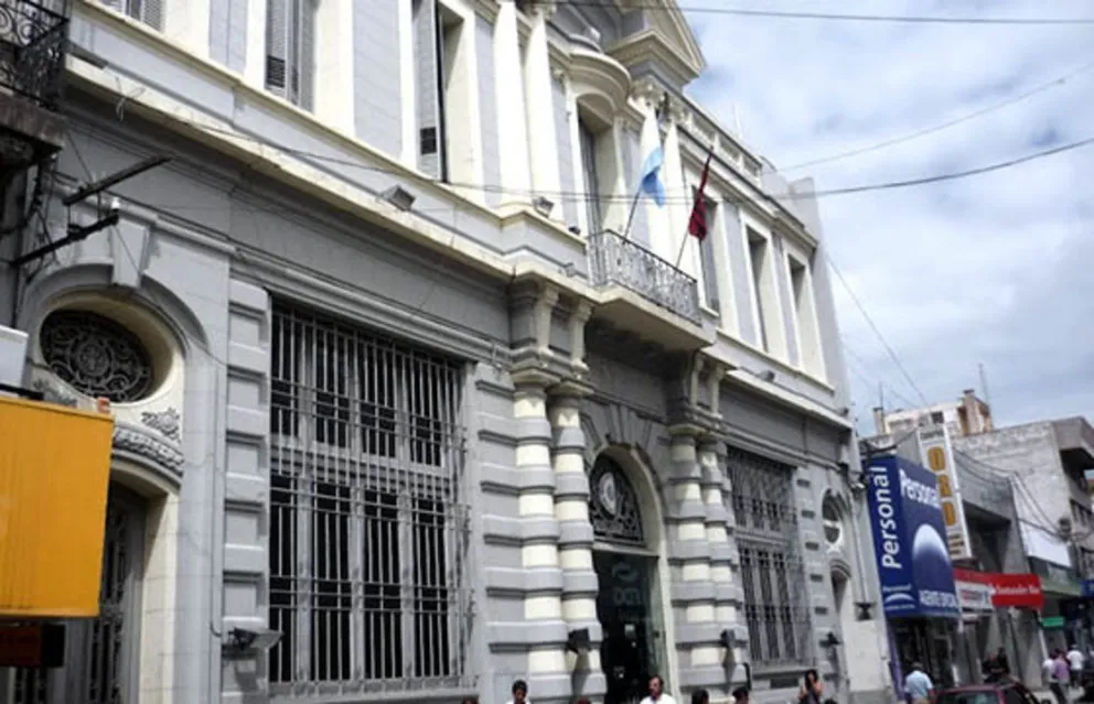Escándalo en Rentas: acomodos e irregularidades