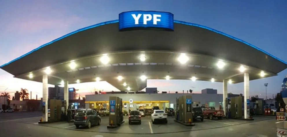 Golpe al bolsillo: YPF aumentó los combustibles. ¿Cuánto?