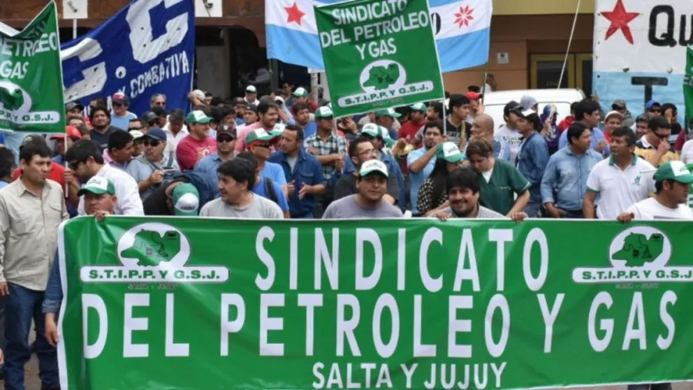 Paro de Petroleros: la medida de fuerza quedó en suspenso