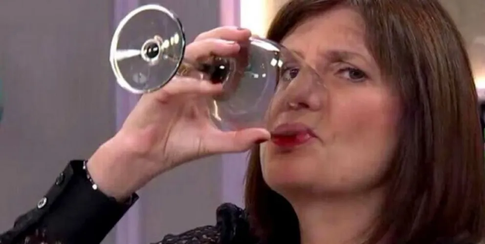 Patricia Bullrich apareció con un look muy particular, y las redes sociales no se lo perdonaron