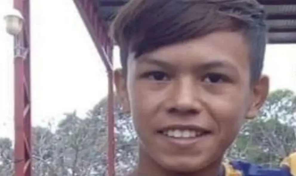 Desnudo y con 30 puñaladas: encontraron a un nenito muerto