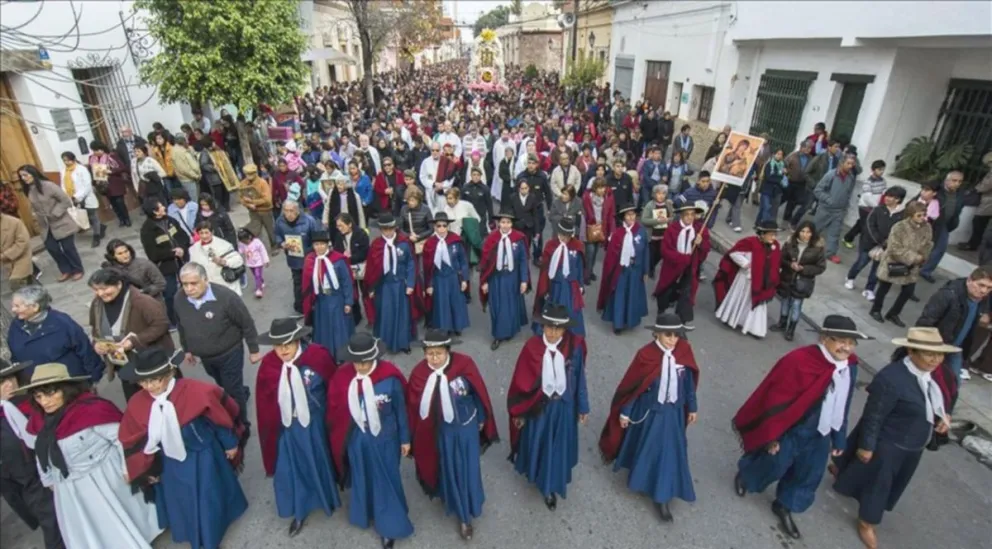 Salta se prepara para la procesión de la Virgen del Perpetuo Socorro