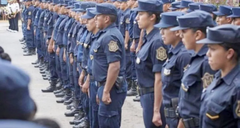 Policías salteños le salvaron la vida a un bebé