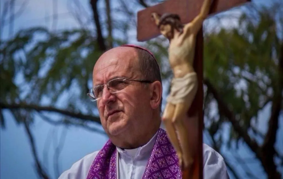 Cargello habló sobre la iniciativa que pretende sacar los símbolos religiosos. ¿Qué dijo?