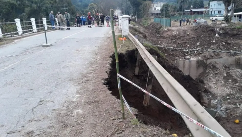 Tragedia: se derrumbó un puente