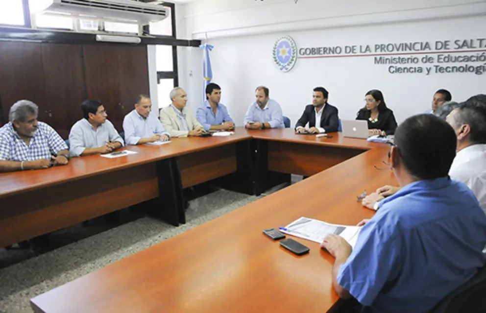 El Gobierno Provincial adelantó las fecha de la reunión con la intergremial