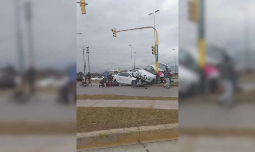 Terrible accidente sobre la Avenida Banchik