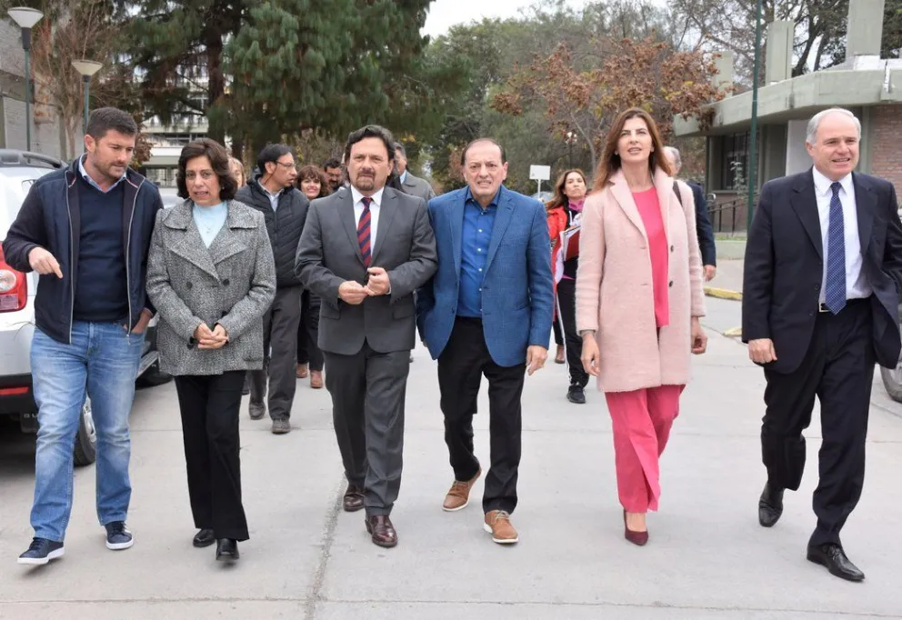 Gustavo Sáenz: 'La educación es el camino de las oportunidades y de la superación personal”