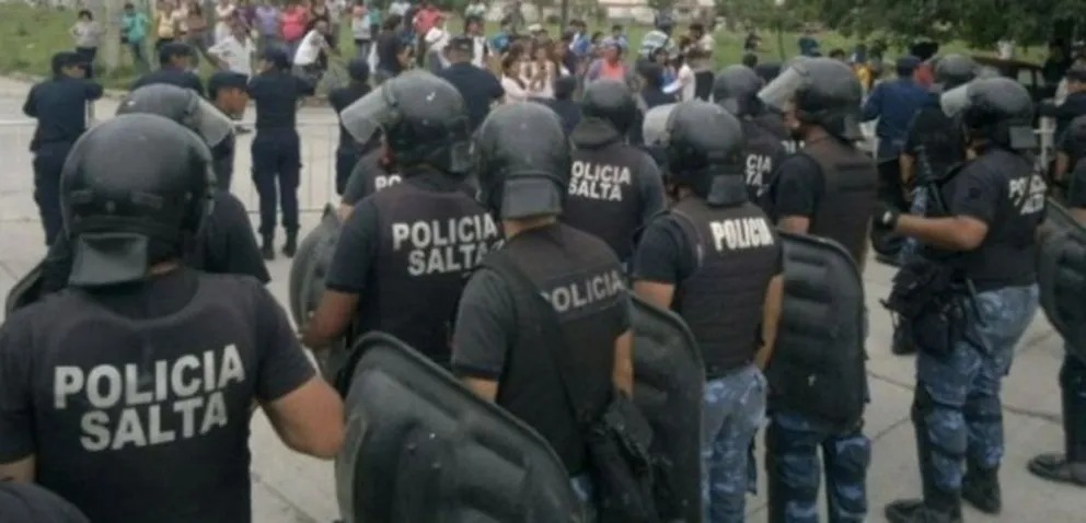 Grupos de salteños se pelearon por un terreno en barrio Palermo
