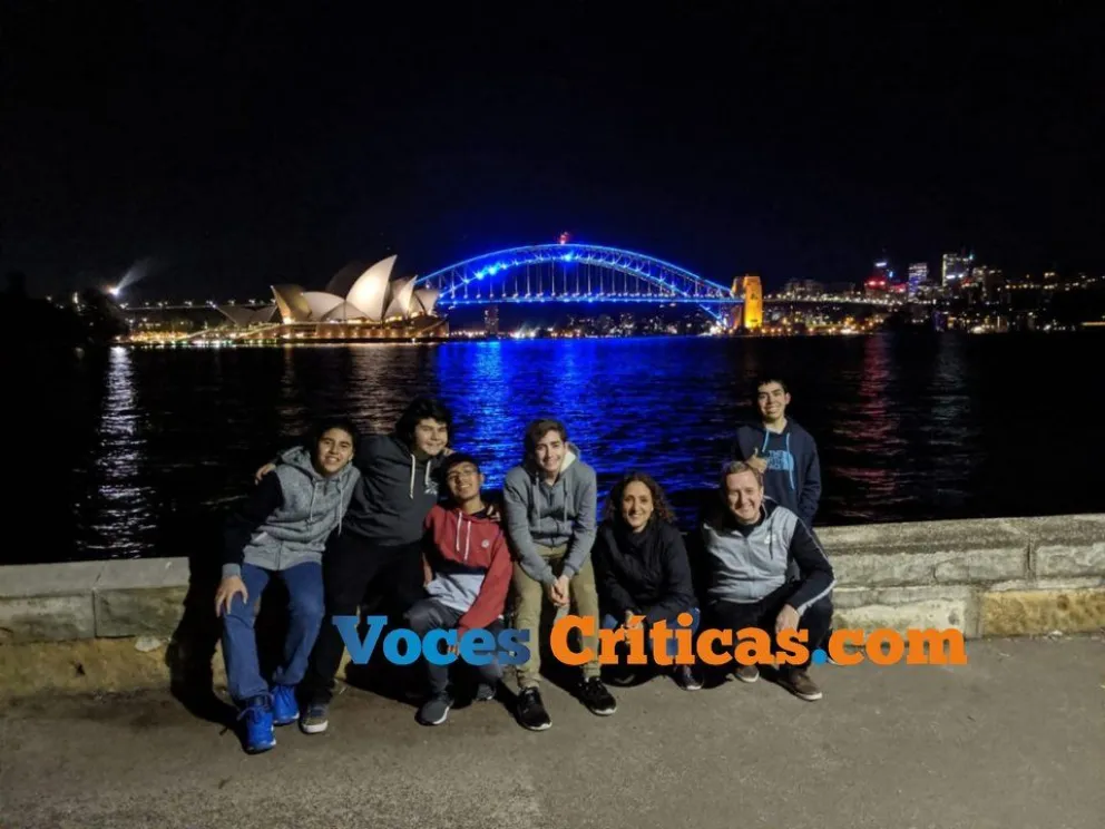 RoboCup 2019: Cecilia Budeguer cuenta la experiencia que tuvieron los chicos que participaron en la competencia en Australia