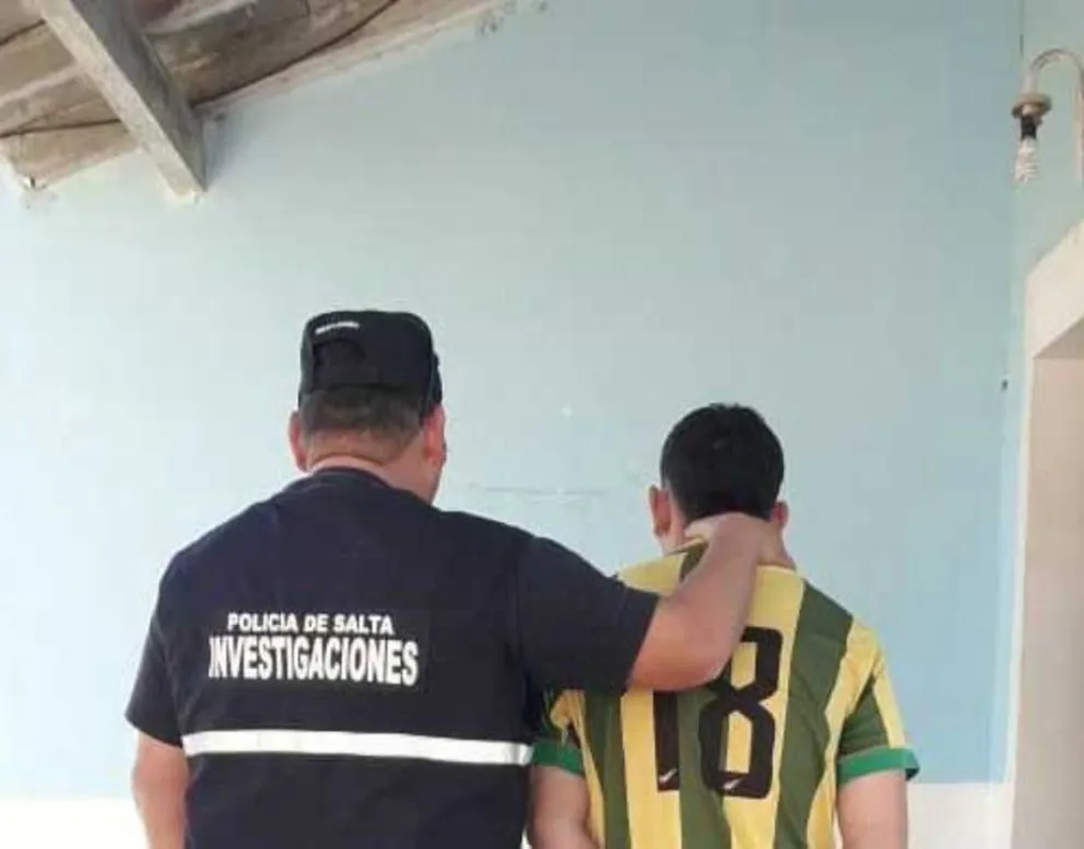 Vieron a la Policía, e intentaron huir