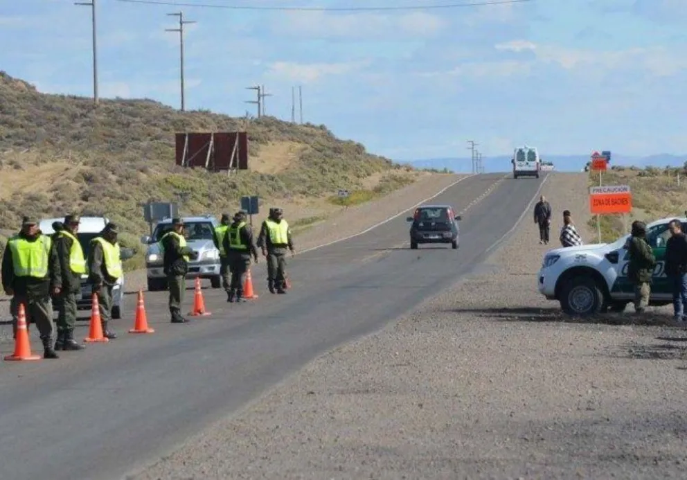 Vio a Gendarmería, se asustó, y dejó tirada su moto