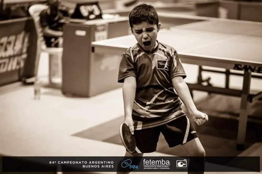 Orgullo salteño: tiene 8 años y es bicampeón nacional de tenis de mesa