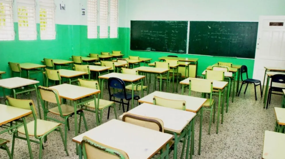 Fue detenido cuando salía de robar en una escuela