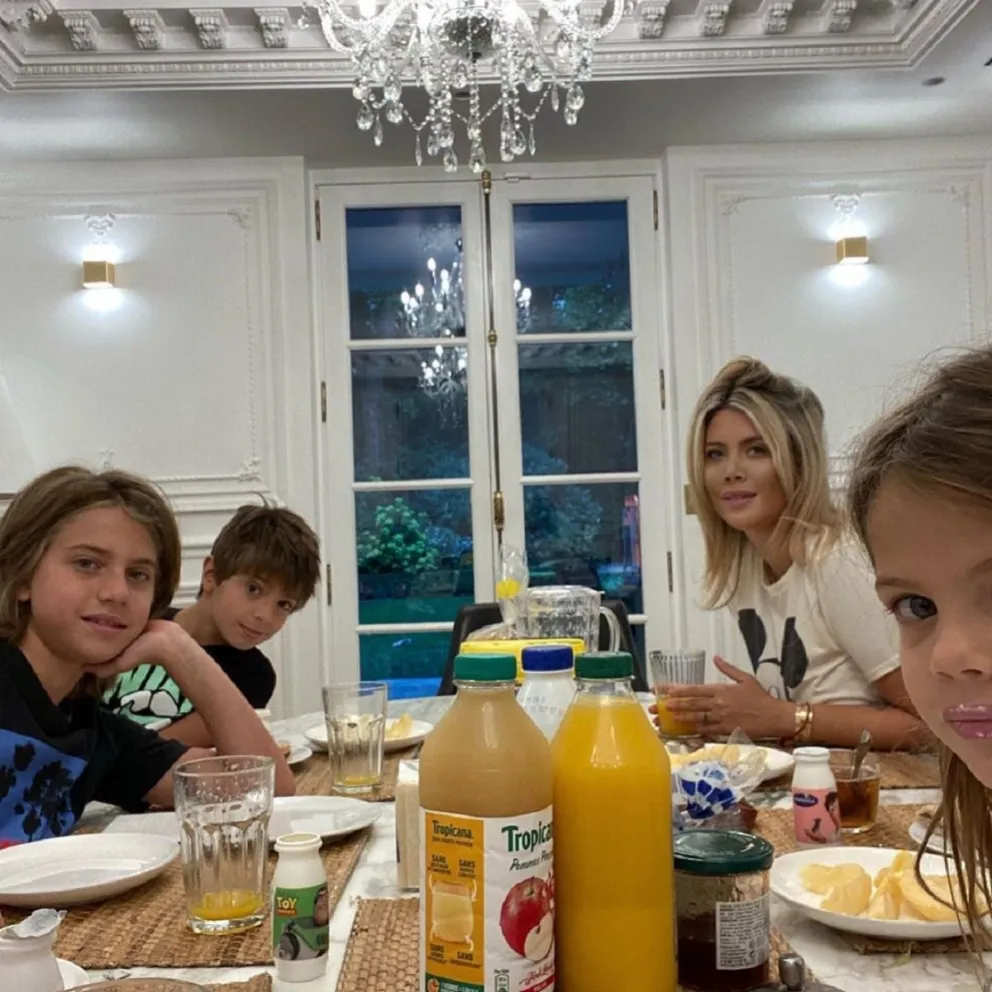 Wanda Nara y sus hijos. Fuente (Instagram)