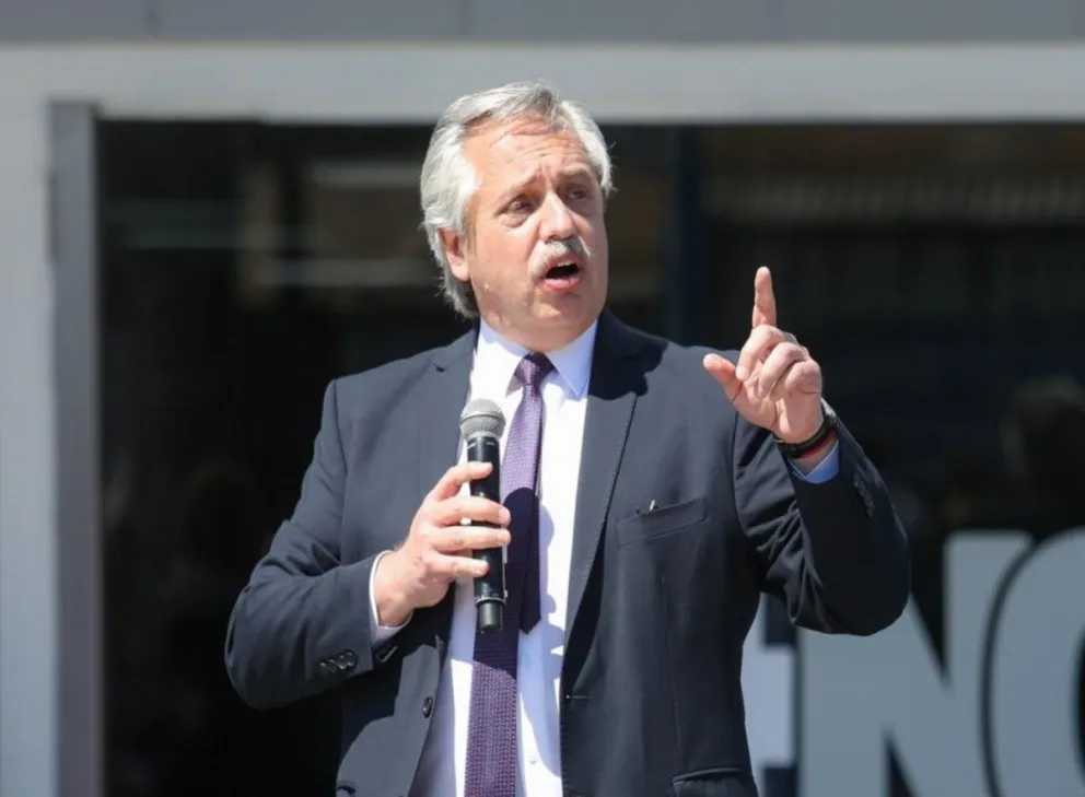 Alberto Fernández volvió a cargar contra Macri: "Mientras ellos brindan en Miami, yo peleo todos los días con el FMI"