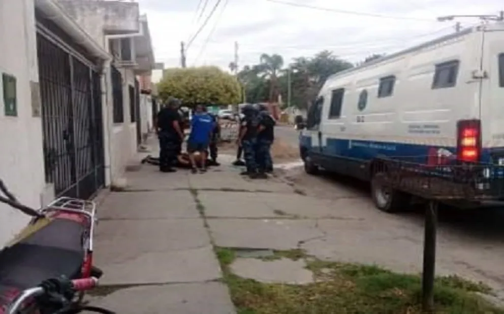 Vecinos hartos. Fuente: (Twitter)