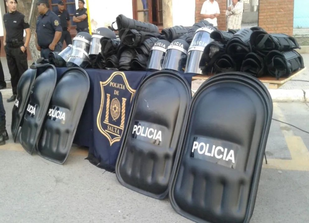 Policía de Salta. Fuente: (Twitter)