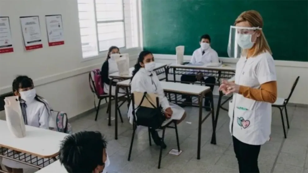 Pese a la situación epidemiológica algunas provincias habilitarán las clases presenciales 