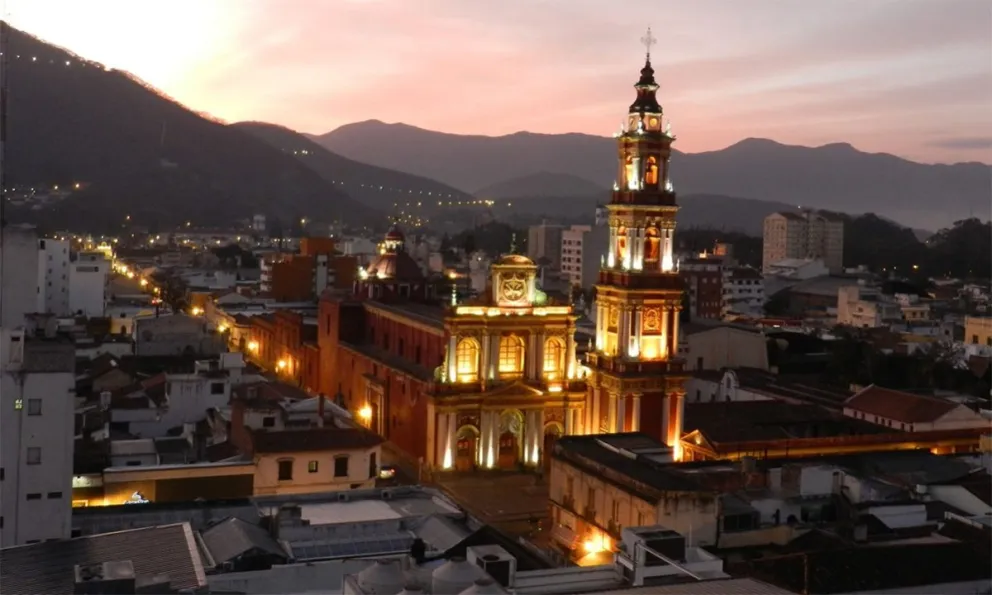 vida de domingo en Salta