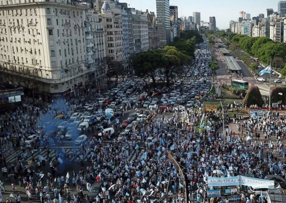 Banderazo 8N. Fuente: (Twitter)