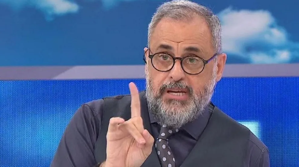 Jorge Rial opinó sobre vacunar a algunos famosos para generar confianza: "Con tono agresivo me ponen en la lista"