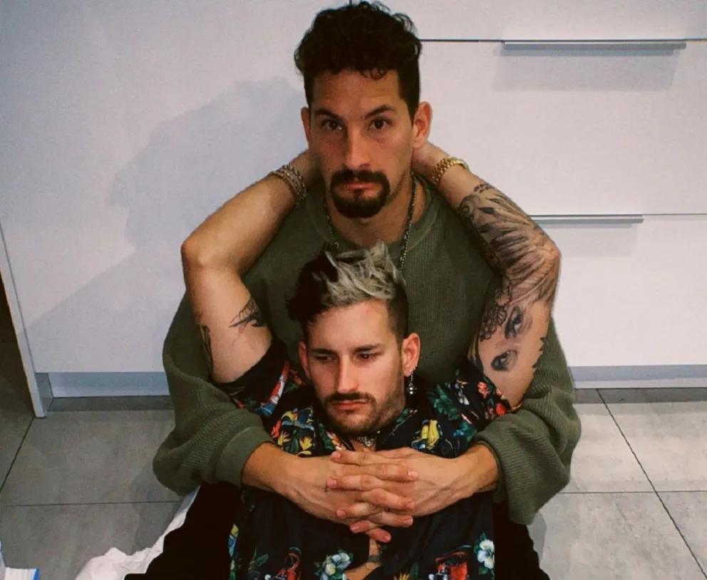 Mau y Ricky presentaron la portada de su nuevo disco "Rifresh" y revolucionaron todo