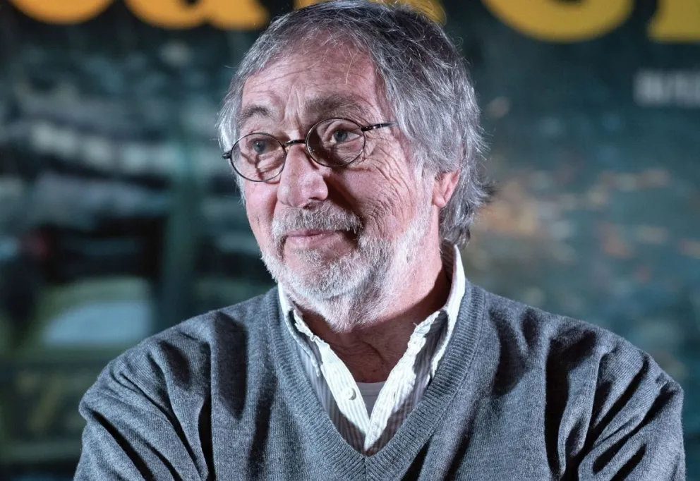 Luis Brandoni habló de la vuelta de los teatros en La Noche de Mirtha: "Nos aplaudimos mutuamente con el público"
