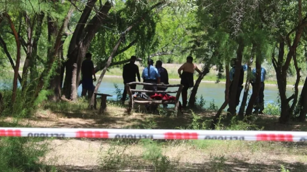 ¿Ajuste de cuentas? Tras varios días de búsqueda, hallaron el cuerpo de un salteño ahogado en un río