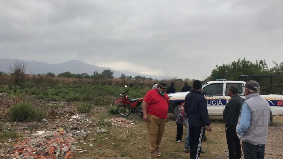 muerte en descampado